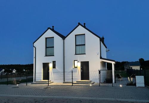 Two-Bedroom Apartment image 3