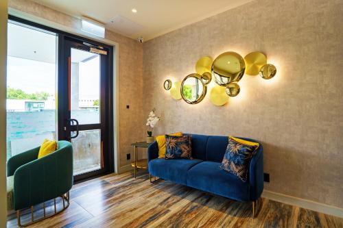 ล็อบบี้, เดอะ เซเบล เวลลิงตัน ลาวเวอร์ ฮัทท์ (The Sebel Wellington Lower Hutt ) near พิพิธภัณฑ์ผู้ตั้งถิ่นฐานเพโทนี