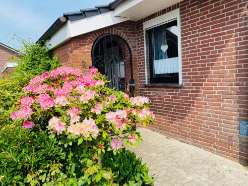 Ferienhaus an der Küste im Luftkurort Hage