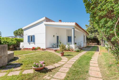 Villetta Magiù con Giardino by Wonderful Italy