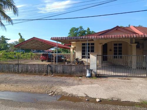 Izzah Homestay