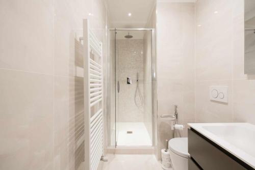 Bargello Cozy Apartment With Two Bedrooms - image 5