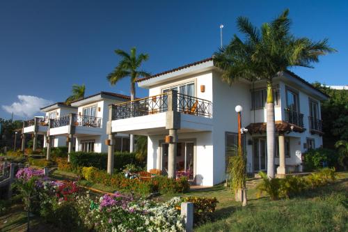 Bahia Del Sol Villas & Condominiums