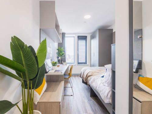 Ensuite Bedrooms with Shared Kitchen at Onyx located in Birmingham, Birmingham (photo 4)