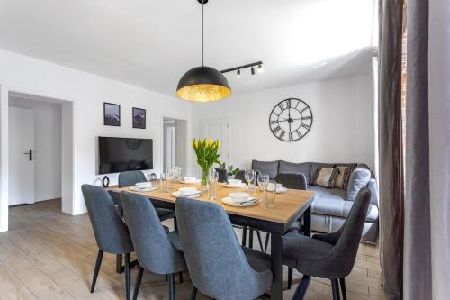 Apartament 9-o osobowy Sikorskiego 5 Apart Invest, Sklářská Poruba (fotografie 9)