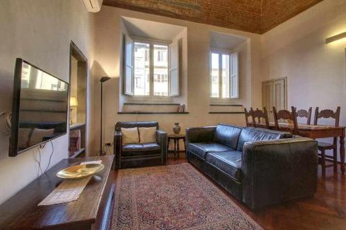 Salvemini Elegant Close To Piazza Santa Croce - image 12