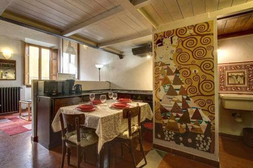 Laura Apartment - image 9