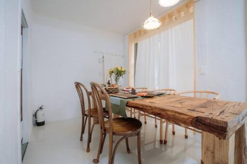 Spring Night Spring Night