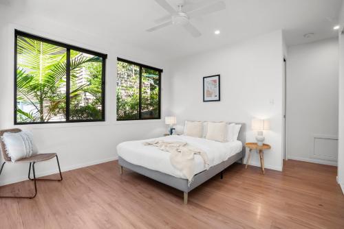 Light Filled Modern Specious Home, Pet friendly in a beautiful area of Byron Bay, short stroll to town