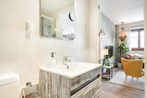 Spacious apartment next to Plaza de la Merced by REMS, Málaga (fotografie 6)