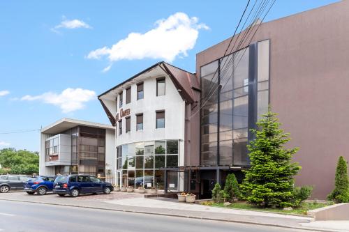 Hotel Charter Otopeni, Otopeni