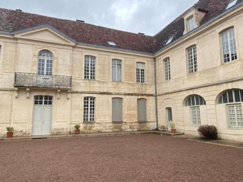 Appartement dans belle résidence Semuroise - Apartment - Semur-en-Auxois