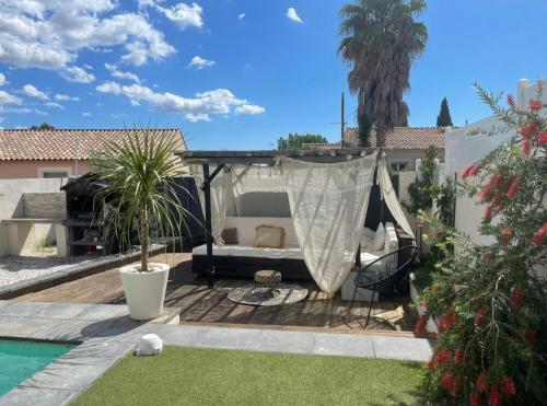 Villa avec piscine au calme 6 personnes