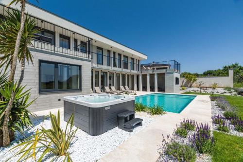 Villa with Private Pool image 8