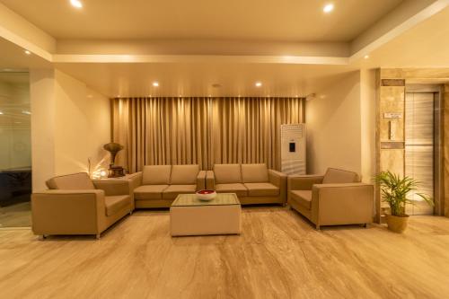 Facilities, Tetrad Hotel - International Airport Road Hebbal near Esteem Mall