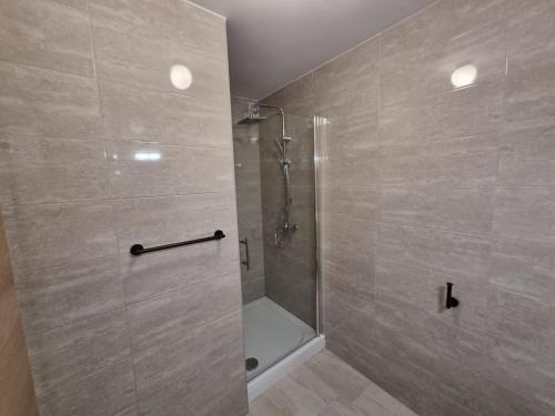 Apartment Yellow Porat - image 7