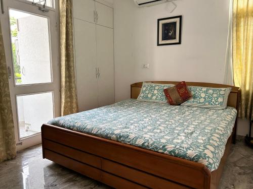 B&B Chandigarh - Cozy Nest - Garden Facing Apartment with Kitchen - Bed and Breakfast Chandigarh