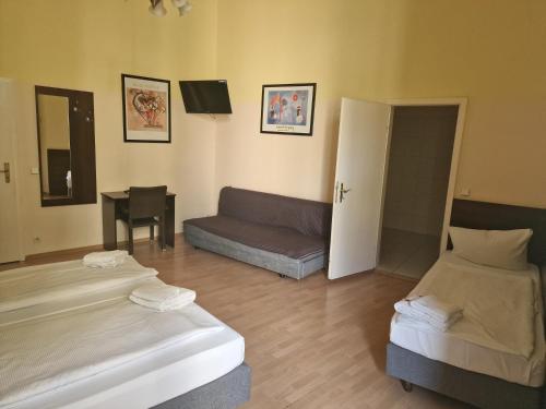 Hotel Am Stuttgarter Eck - image 13