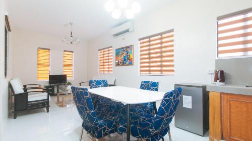 Reddoorz @ Alquiza Residences Paranaque - 편의 시설/서비스