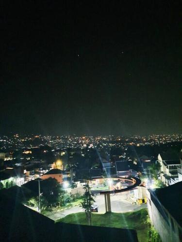 Cozy Villa / Rumah Sejuk City View Bandung