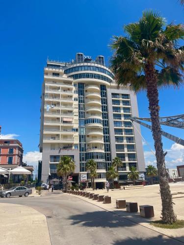 James Apartment TOP LOCATION Sea View In Durres