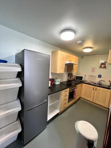 Kitchen, Lands End Hostel and B&B in Penzance
