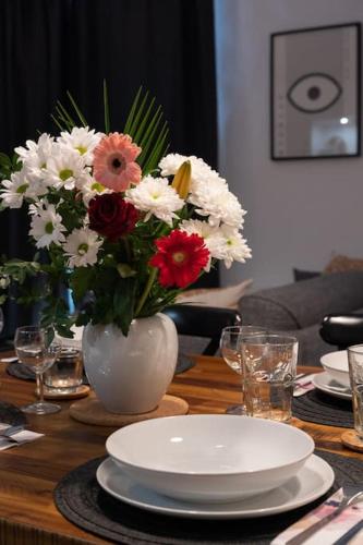 Le Pozzi, parking privé plein centre (Le Pozzi, parking prive plein centre) in 貝傑拉克市中心