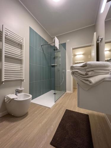 Double Room image 3