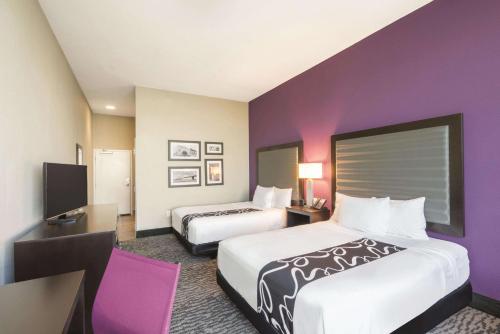 Queen Room with Two Queen Beds - Mobility Access/Non-Smoking