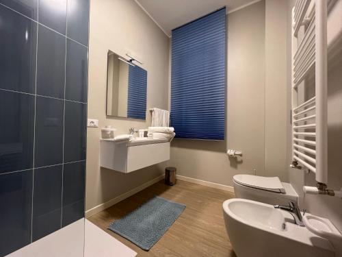 Double Room image 3