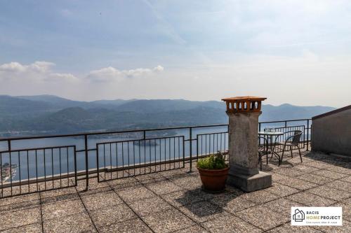 Balkons/terase, Casa Liviya - Appartamento con vista lago in Madonna Del Sasso