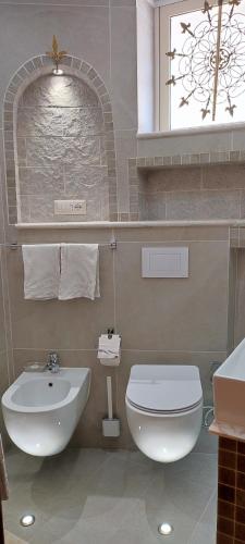 Double Room image 8