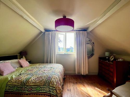 Quirky Luxury Barn Sleeps 8, Pet Friendly