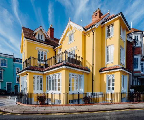 Ocean House, Tenby