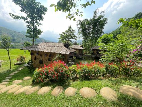 Deluxe Bungalow with Garden View image 10