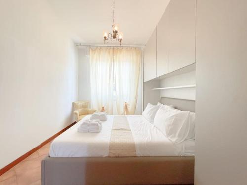  [Attico vista mare] ascensore in casa - WiFi - parcheggio gratis in Borghetto Santo Spirito