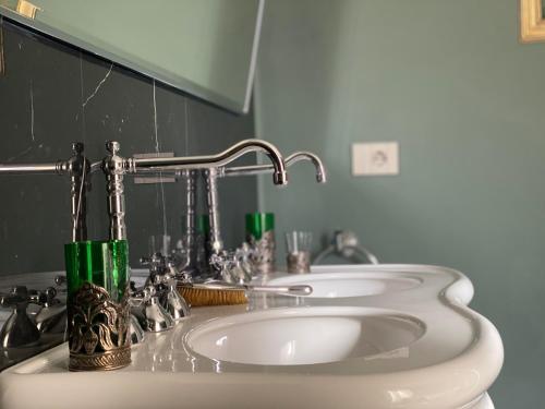 Deluxe Double or Twin Room with Pool Access