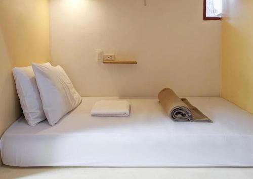 1 bunk bed