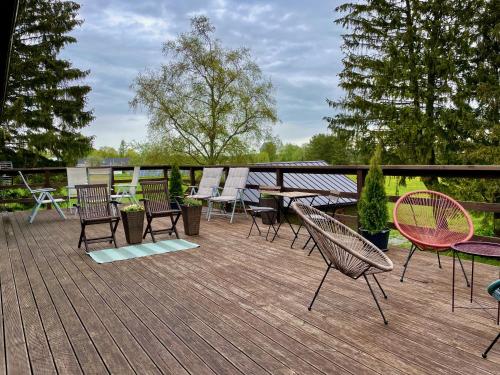 Laimjala Guesthouse with a Cozy Lounge and Terrace in Saaremetsa