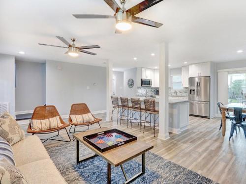 Heated Pool Access Flex Cancelation Tybee Dreamin - main image