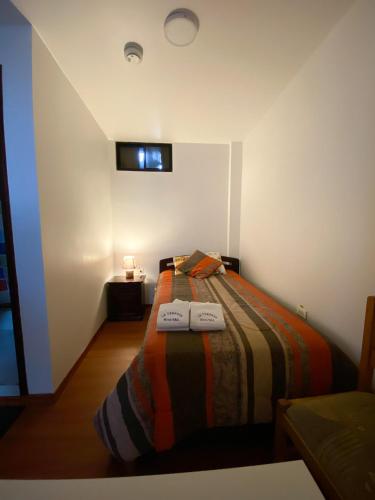 Single Room image 7