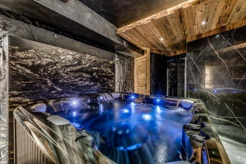 ジェットバス, Chalets ANNAPURNA Lodge GANGA & Lodge MACHA 5 étoiles (Chalets ANNAPURNA Lodge GANGA & Lodge MACHA 5 etoiles) in ティニュ