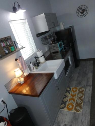 ห้องครัว, Private, Charming Cabin - Sleeps 5 - The Evergreen - Bryce Canyon National Park in แคนนอนวิลล์(ยูท่าห์)