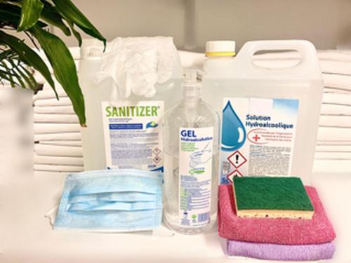 Apart hotel riviera Vieux Nice 100 m Plage de la Promenade des anglais Superbe studio Loft Gilly 1 - image 12