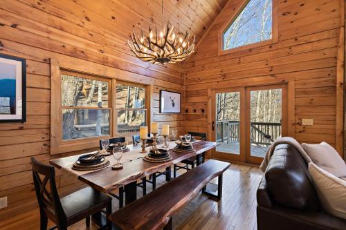 Standing Bear Lodge in Beech Mountain, USA