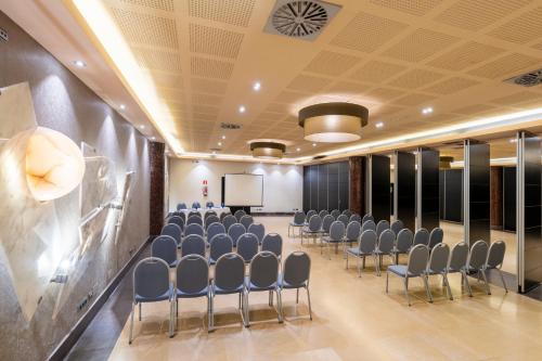 Iberik Santo Domingo Plaza Hotel - image 5