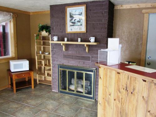 ล็อบบี้, Travelers Lodge in เวสส์ เยลโลว์สโตน (MT)