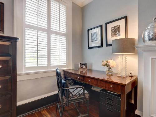 Gorgeous New Home on Monterey Square - image 4