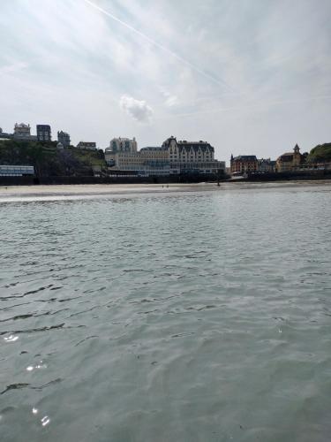 Entre MER et MONTAGNE in 格朗維勒市中心