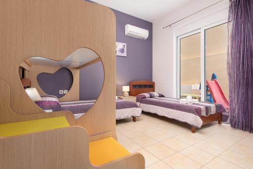 Kiriakos Apartment 5